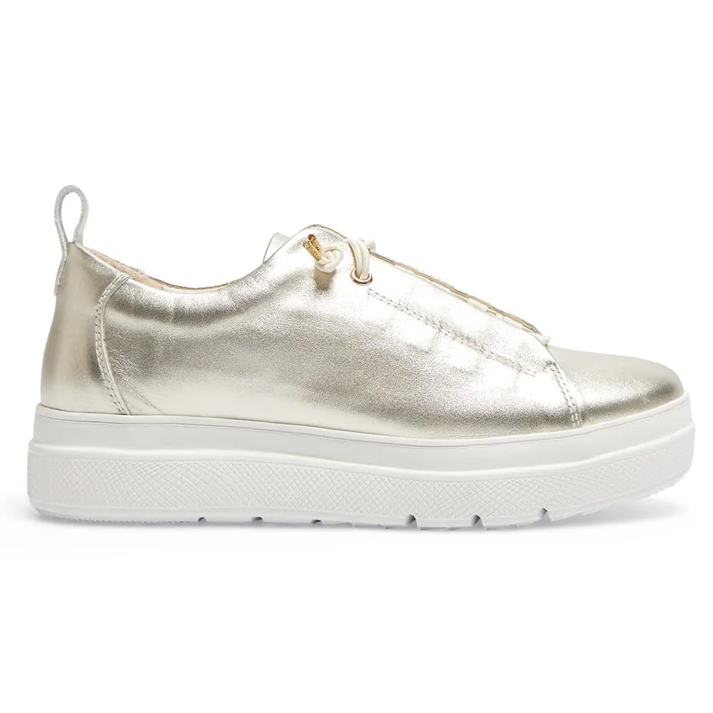 Bison Sneaker in Soft Gold Leather
