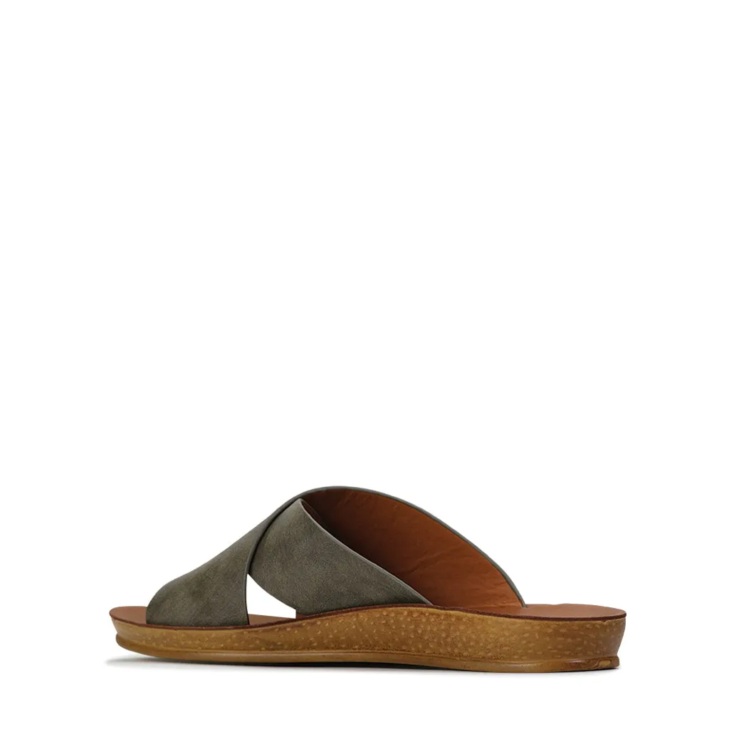 BRISH SLIDE SANDAL