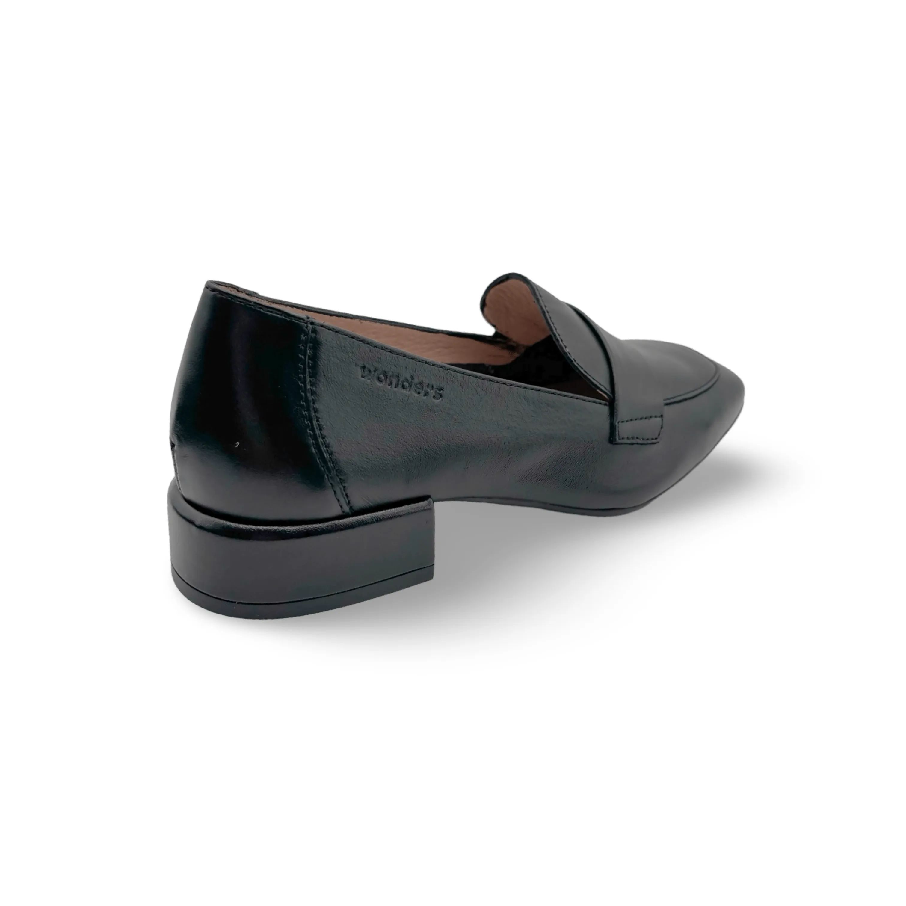 C5020 Black Leather Loafer