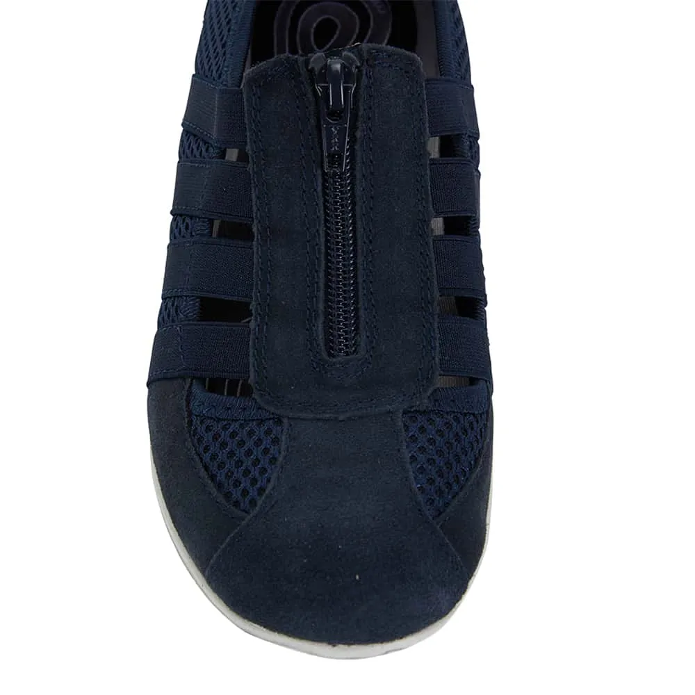 Christina Sneaker in Navy