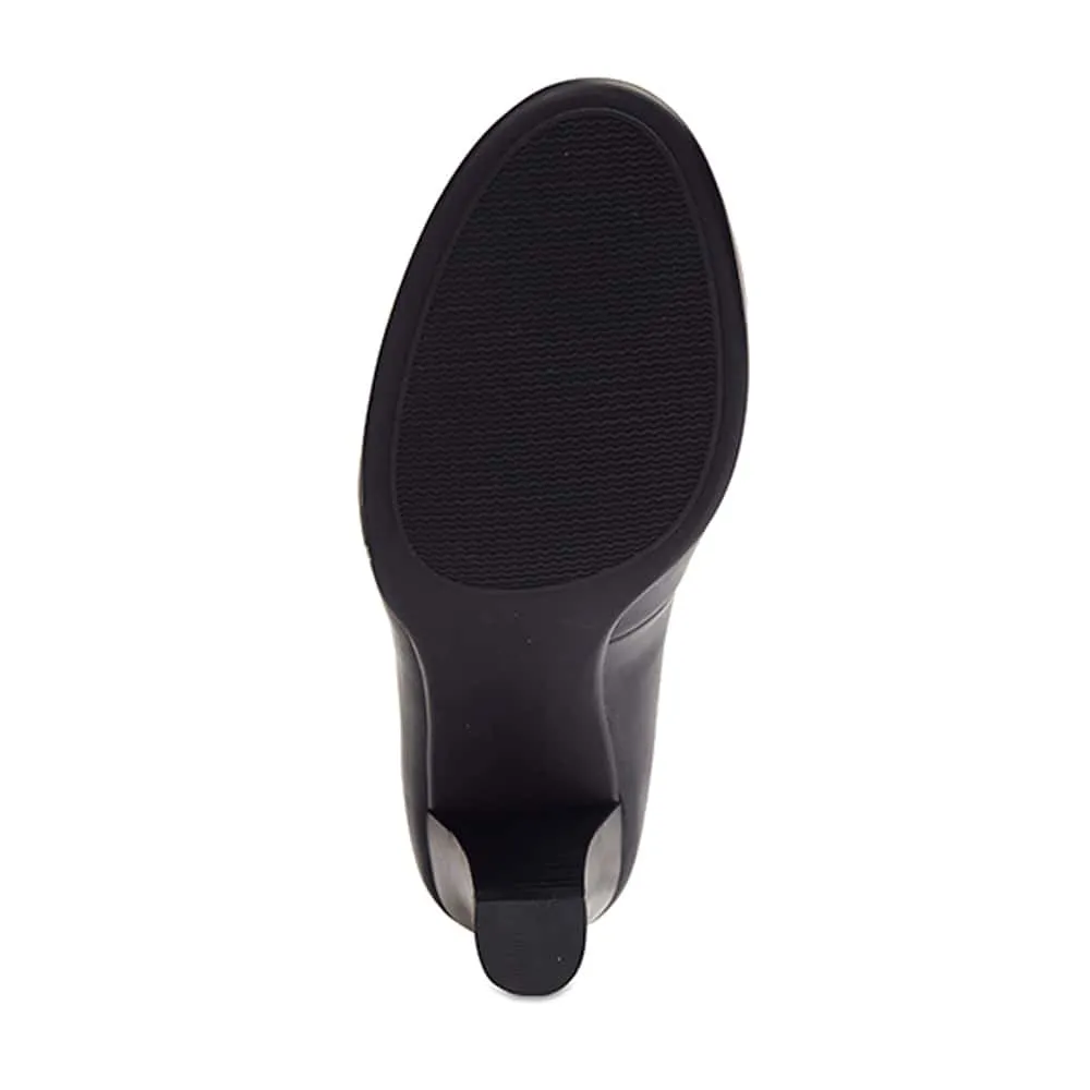 Clara Heel in Black Leather