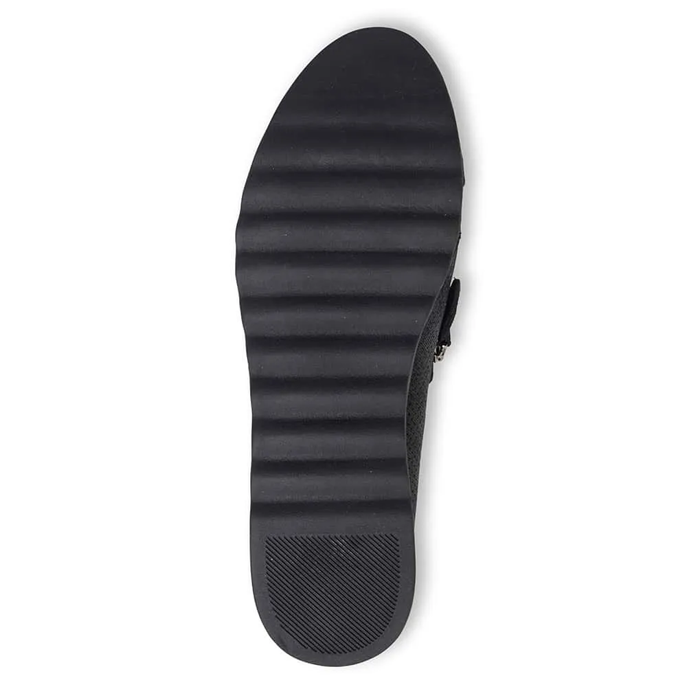 Dean Sneaker in Black Leather