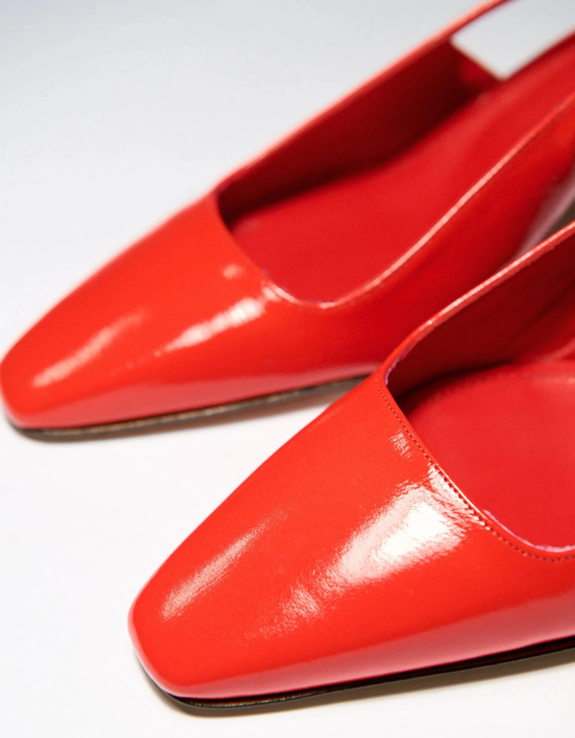 DOF Cecilia Red