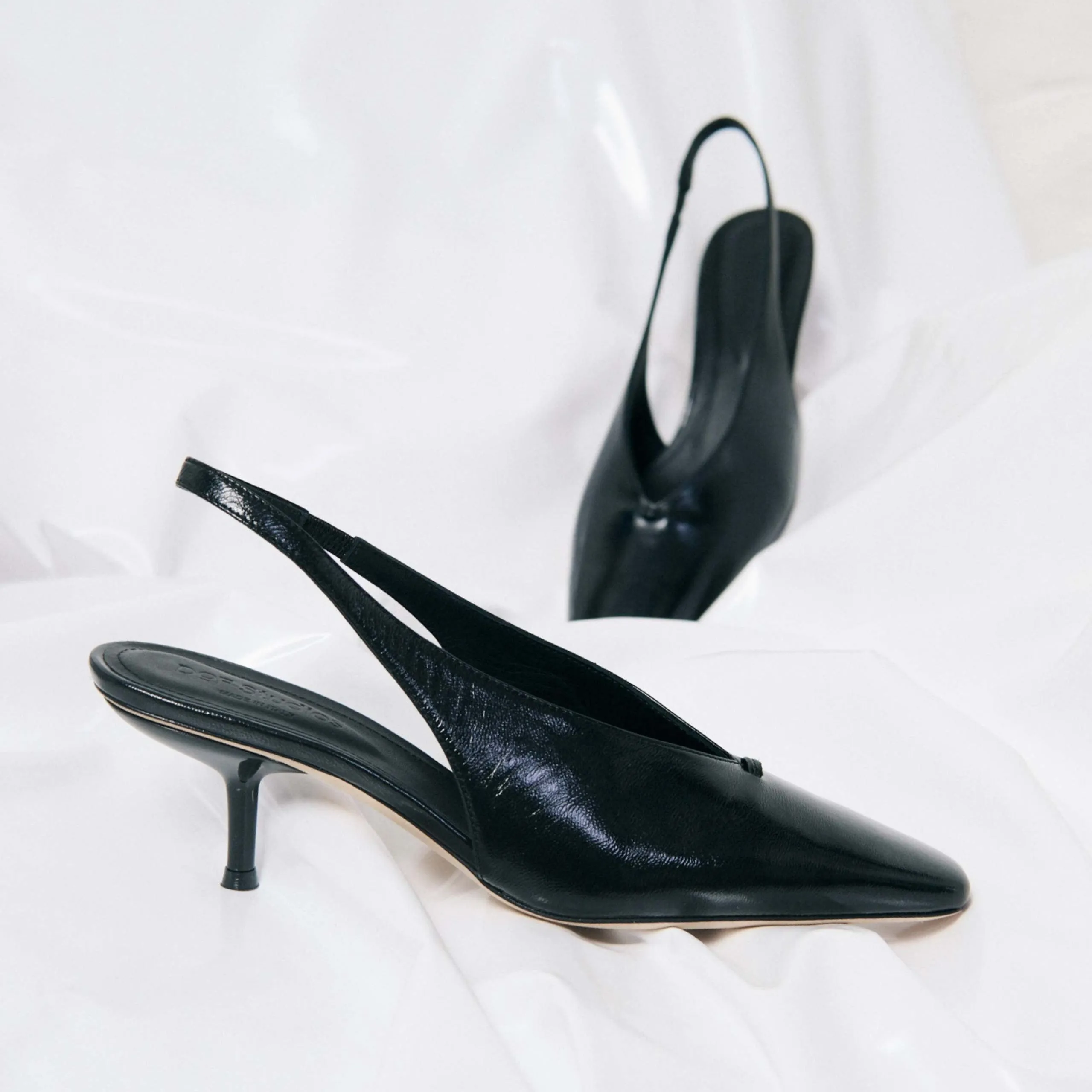 DOF Studios Lulu Black Glossy