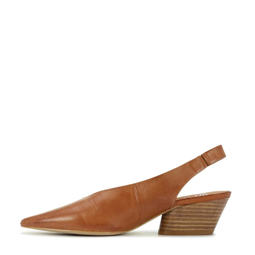 EOS Hat Brandy - LAST PAIR size 42