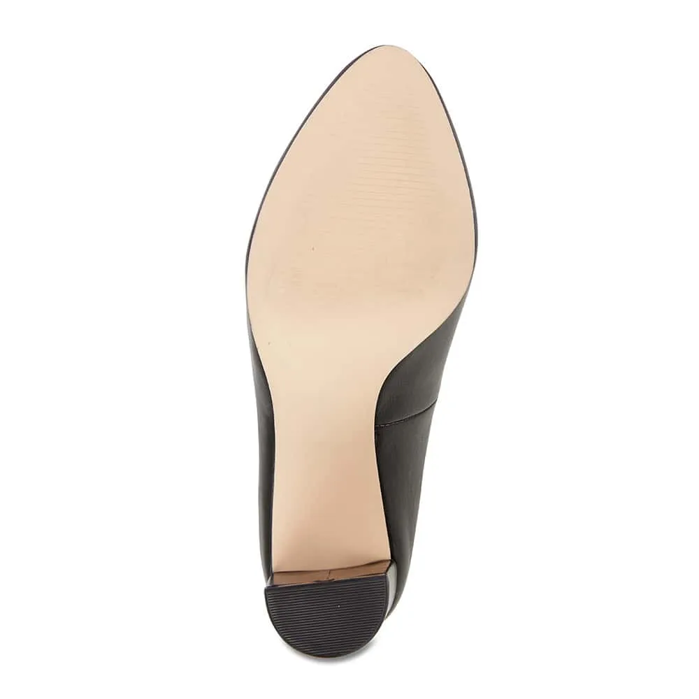 Epic Heel in Black Leather