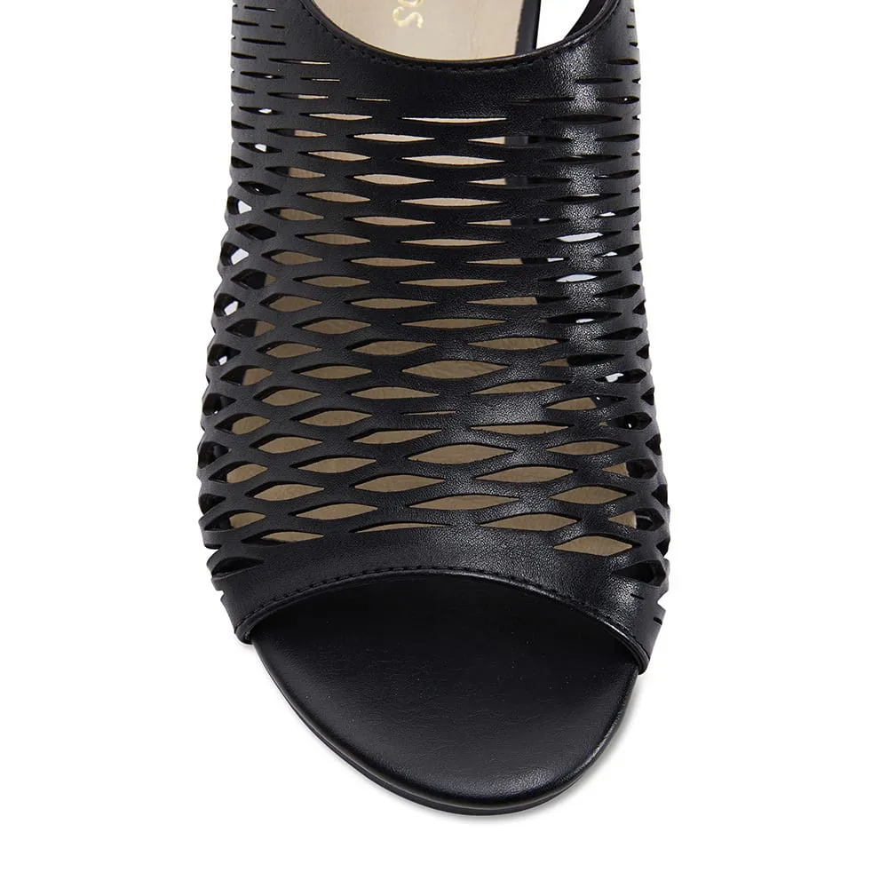 Etch Heel in Black Leather