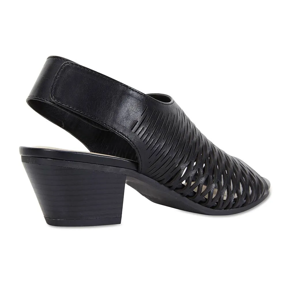 Etch Heel in Black Leather