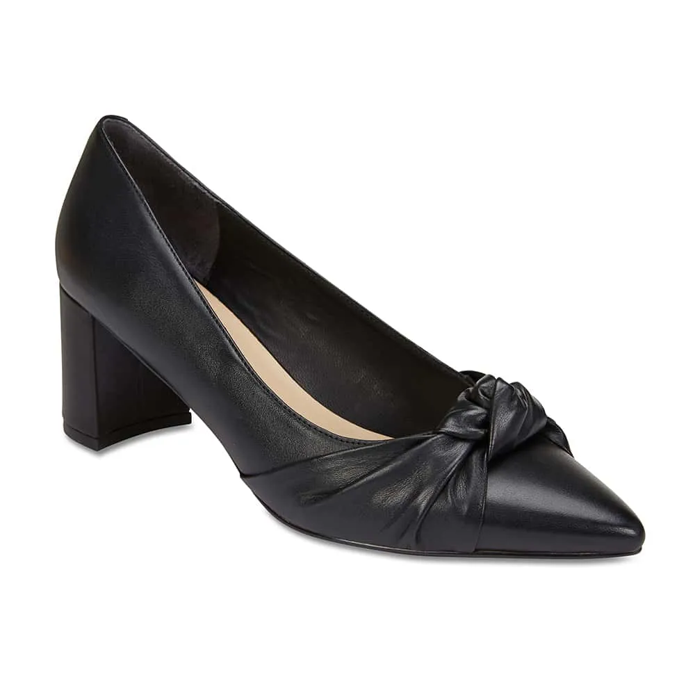 Flare Heel in Black Leather