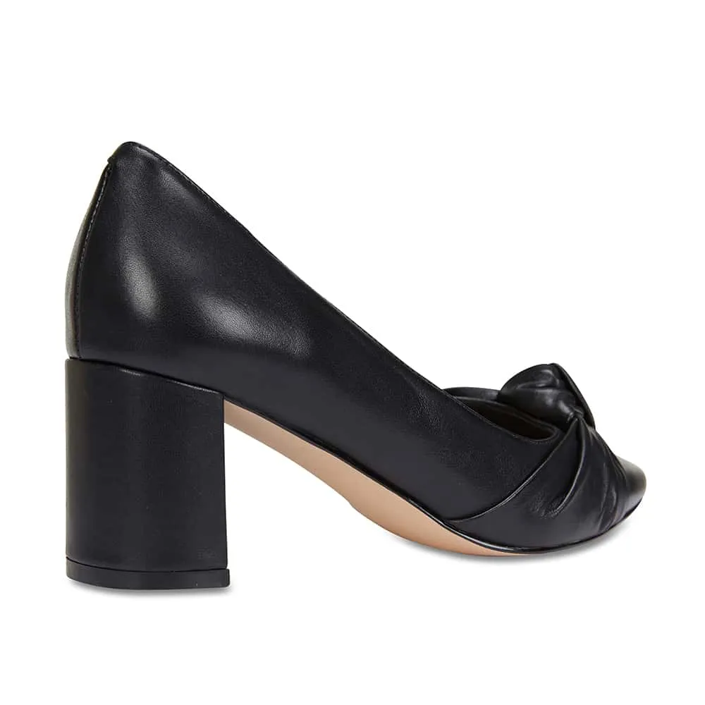 Flare Heel in Black Leather