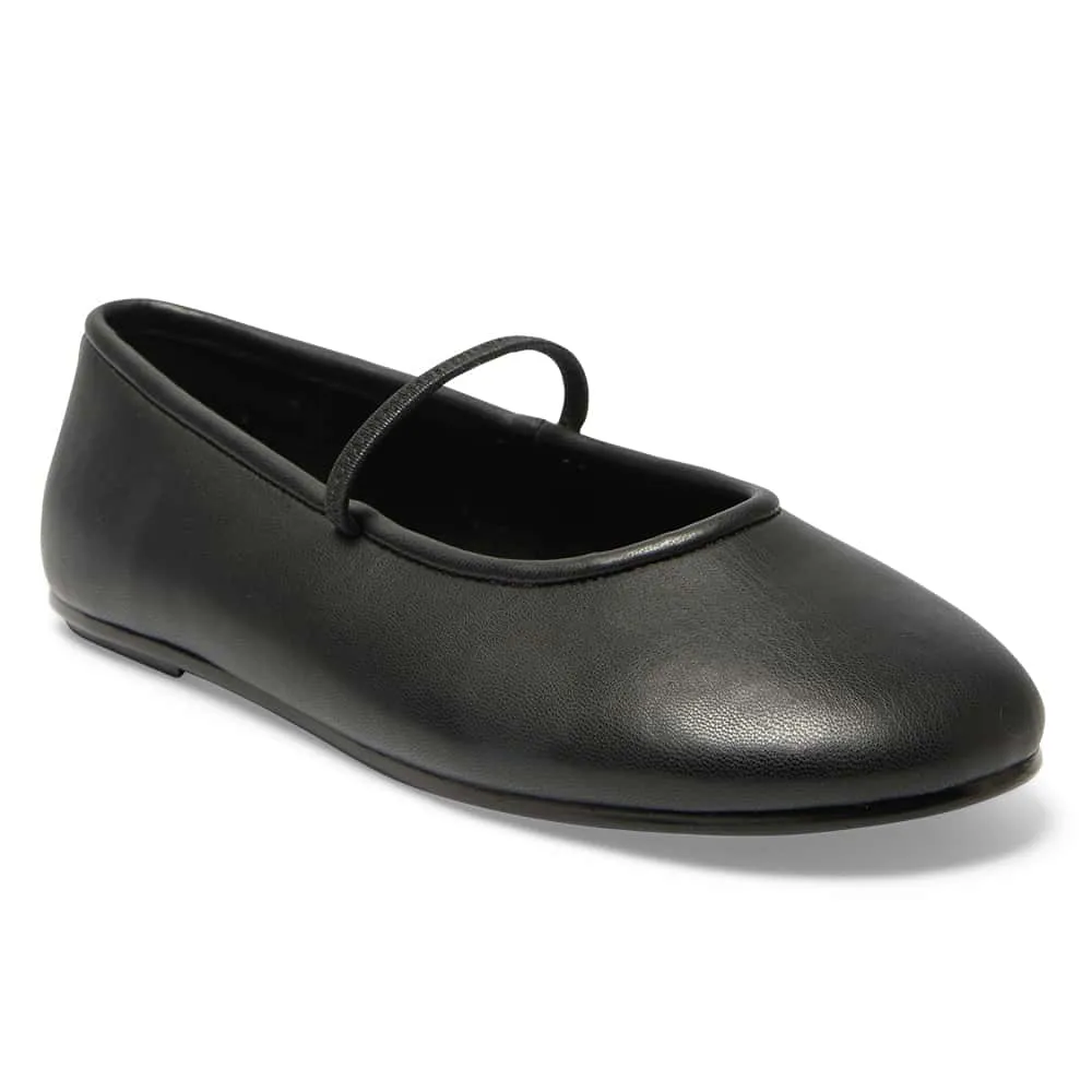 Frisco Flat in Black Smooth