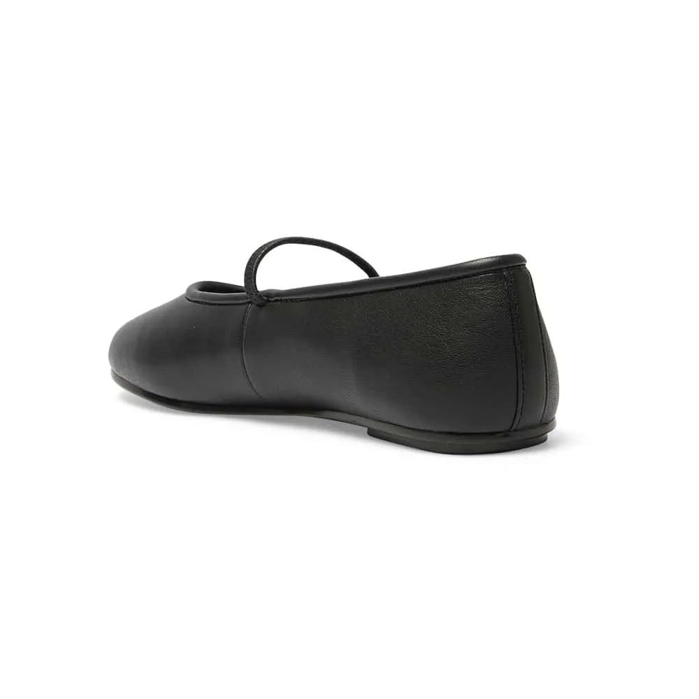 Frisco Flat in Black Smooth