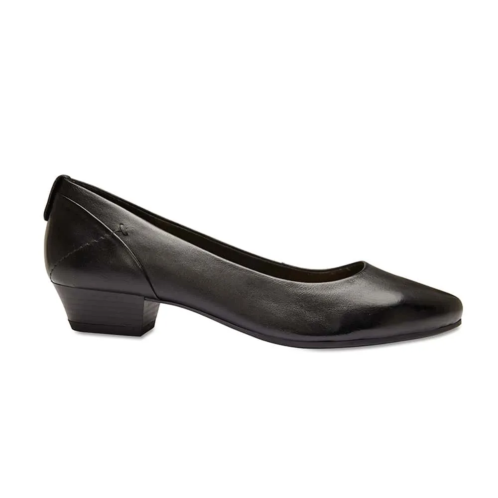 Gatto Heel in Black Leather