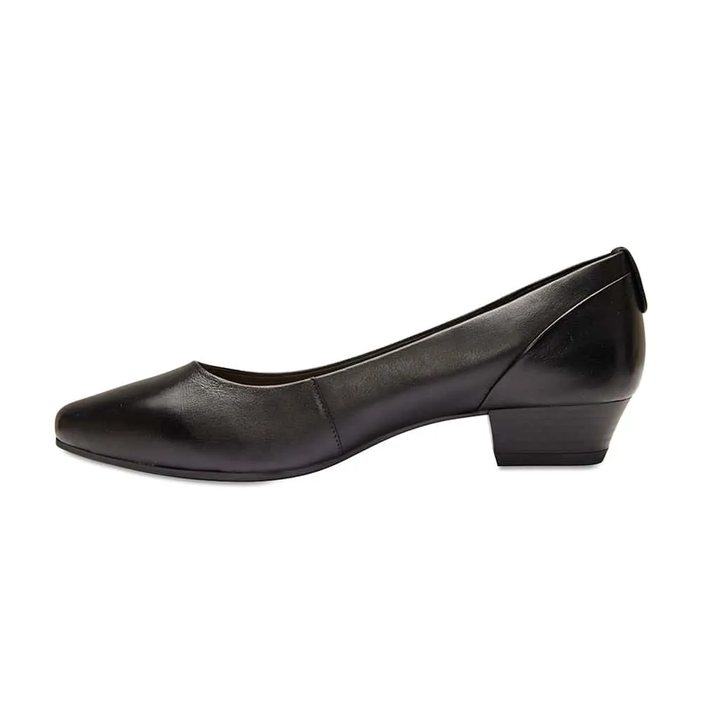Gatto Heel in Black Leather