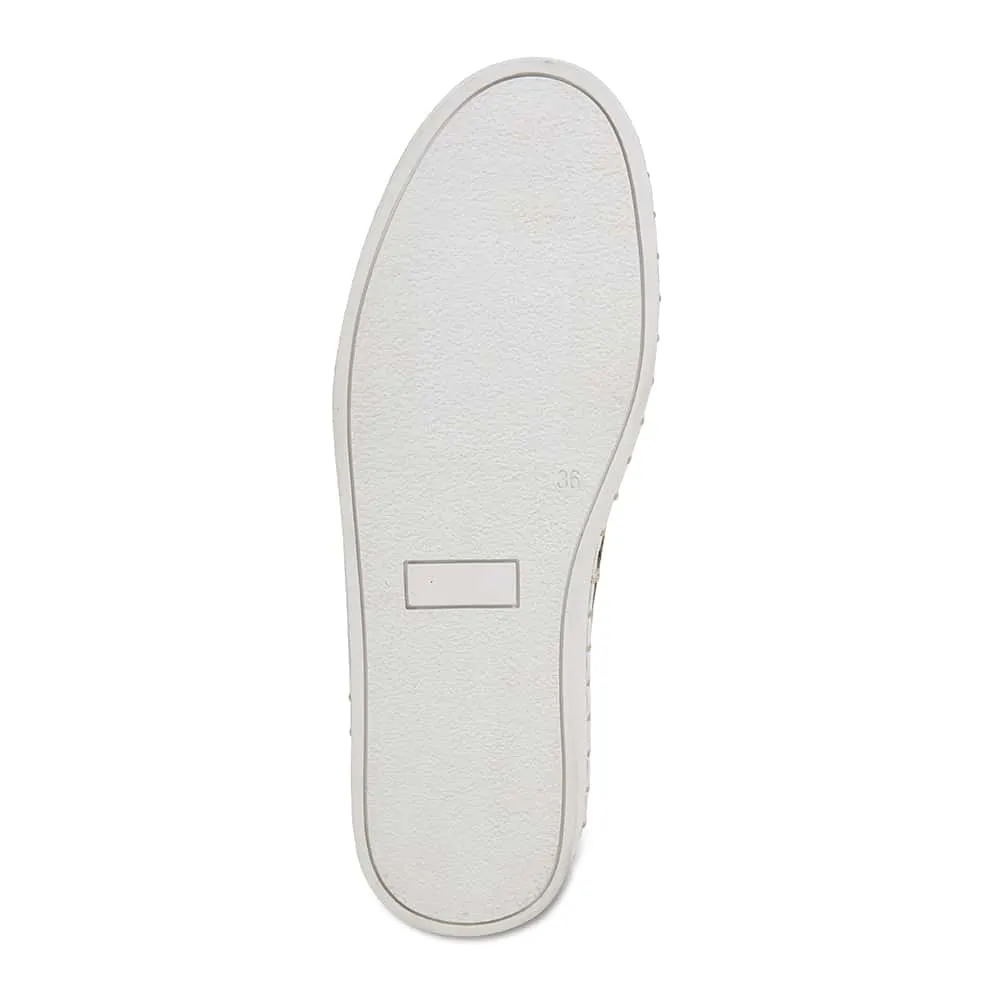 Heart Sneaker in Khaki Fabric