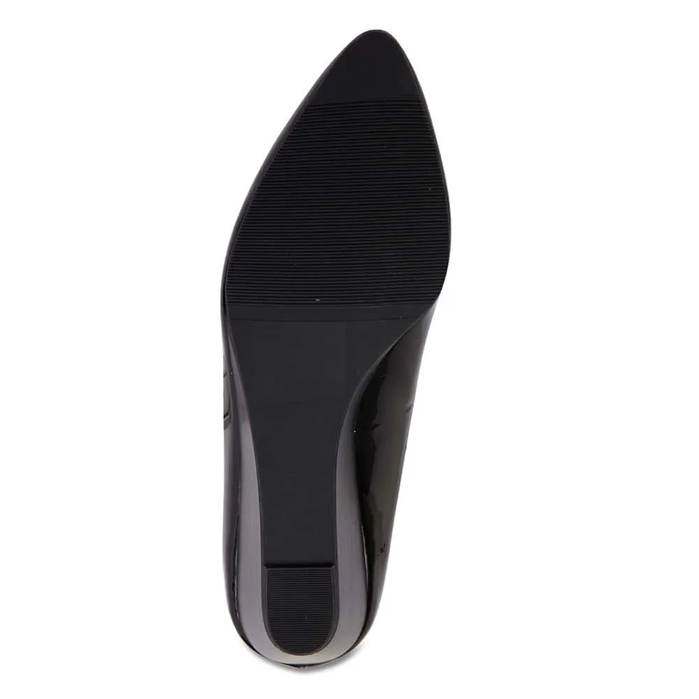 Henry Heel in Black Patent
