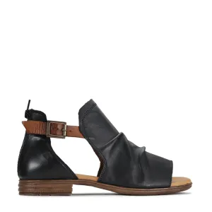 ILOSIA LEATHER BOOT SANDAL