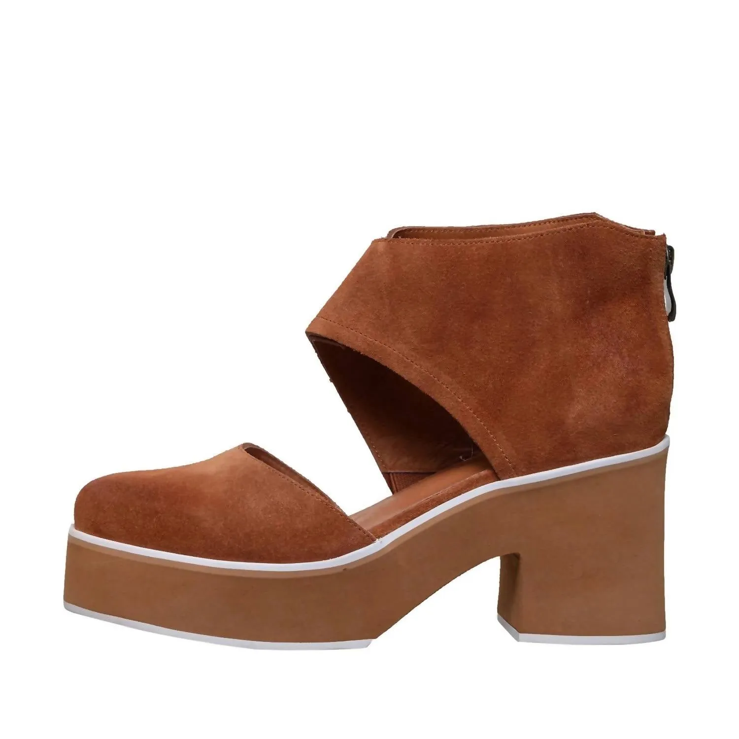 Iris Suede Sandal In Cognac