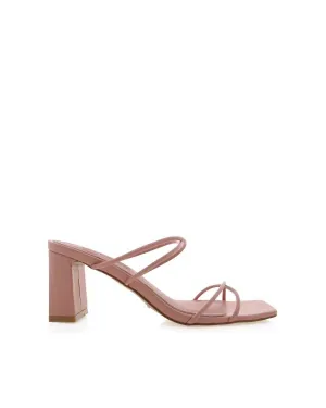 Isiah Sandal In Musk