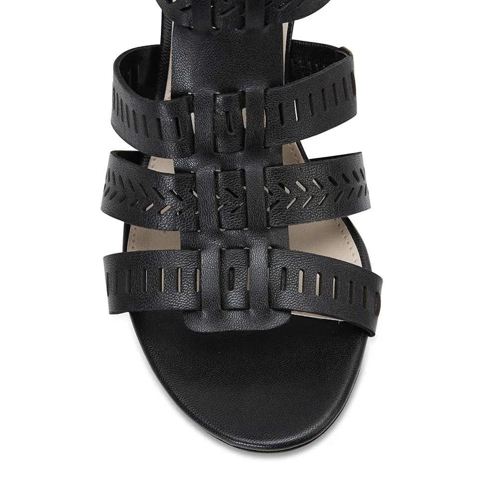 Jamaica Heel in Black Leather