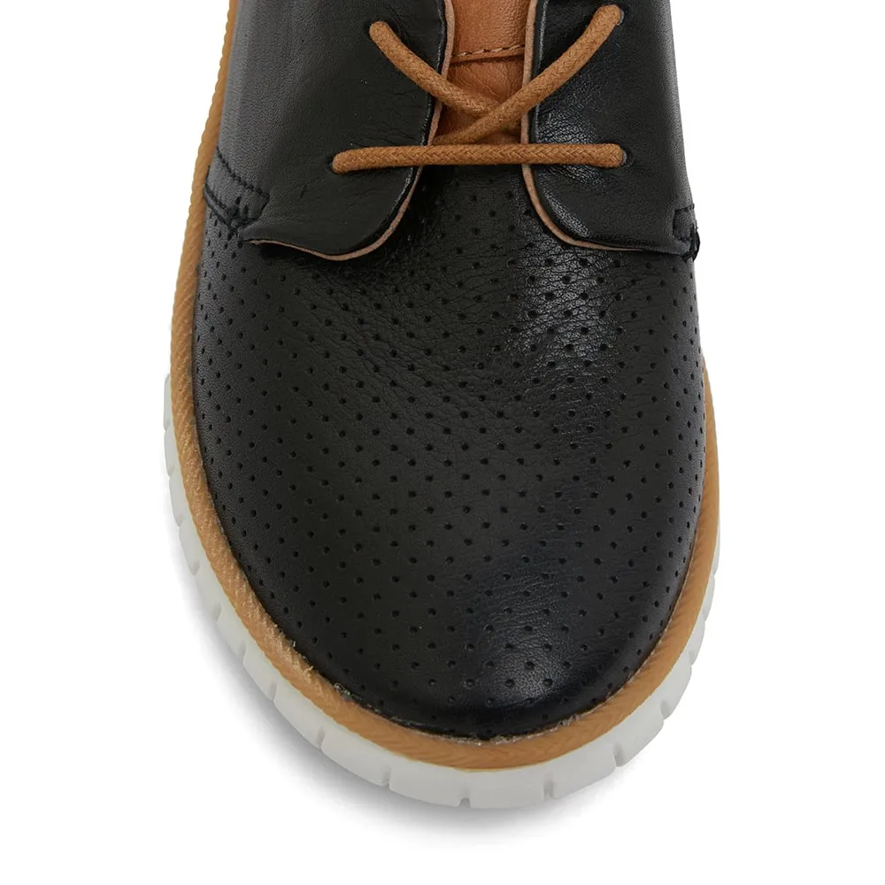Jigsaw Sneaker in Black Leather