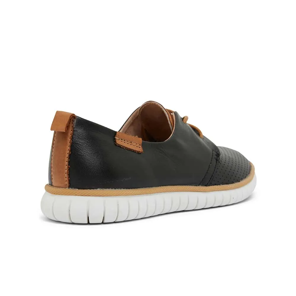 Jigsaw Sneaker in Black Leather