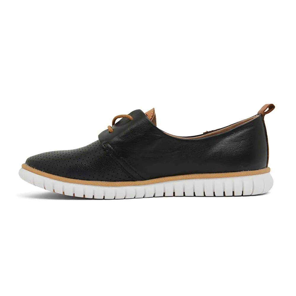 Jigsaw Sneaker in Black Leather