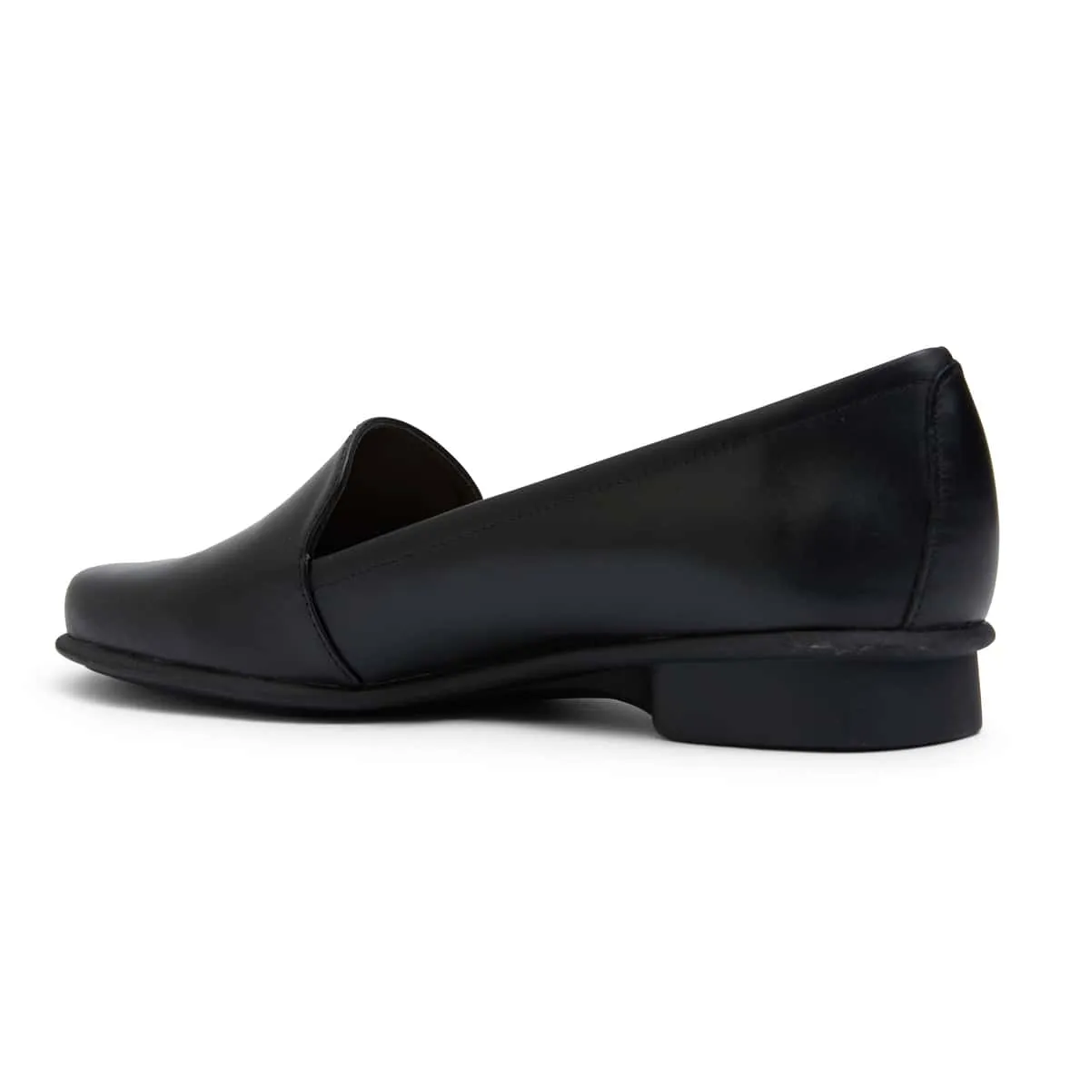Knox Flat in Black Leather