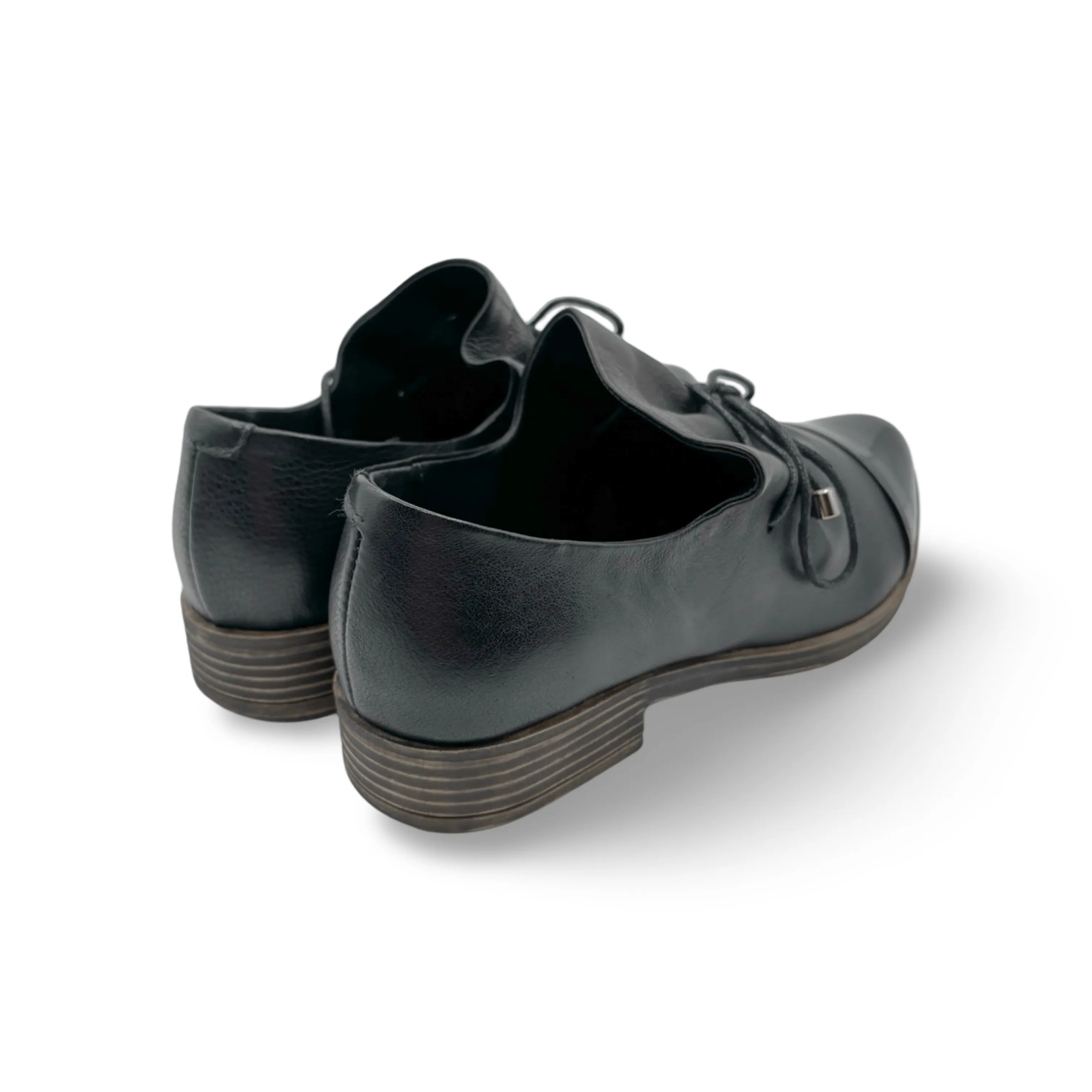 Kotty Black Leather/Patent Flat