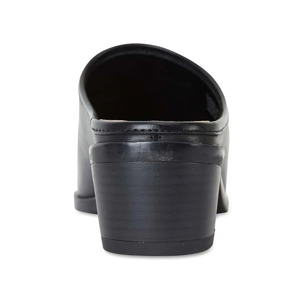 Mode Heel in Black Leather