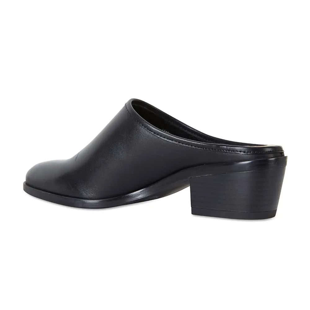 Mode Heel in Black Leather
