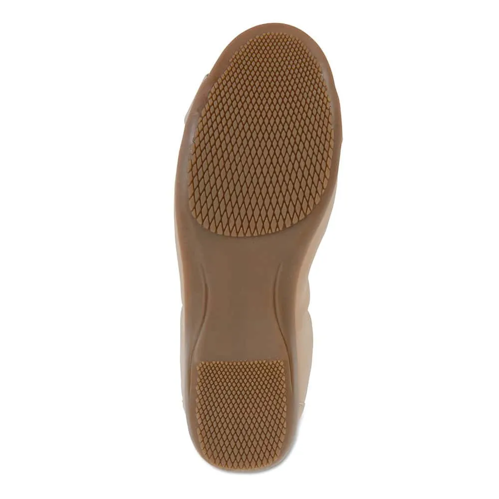 Nadine Flat in Nude Leather