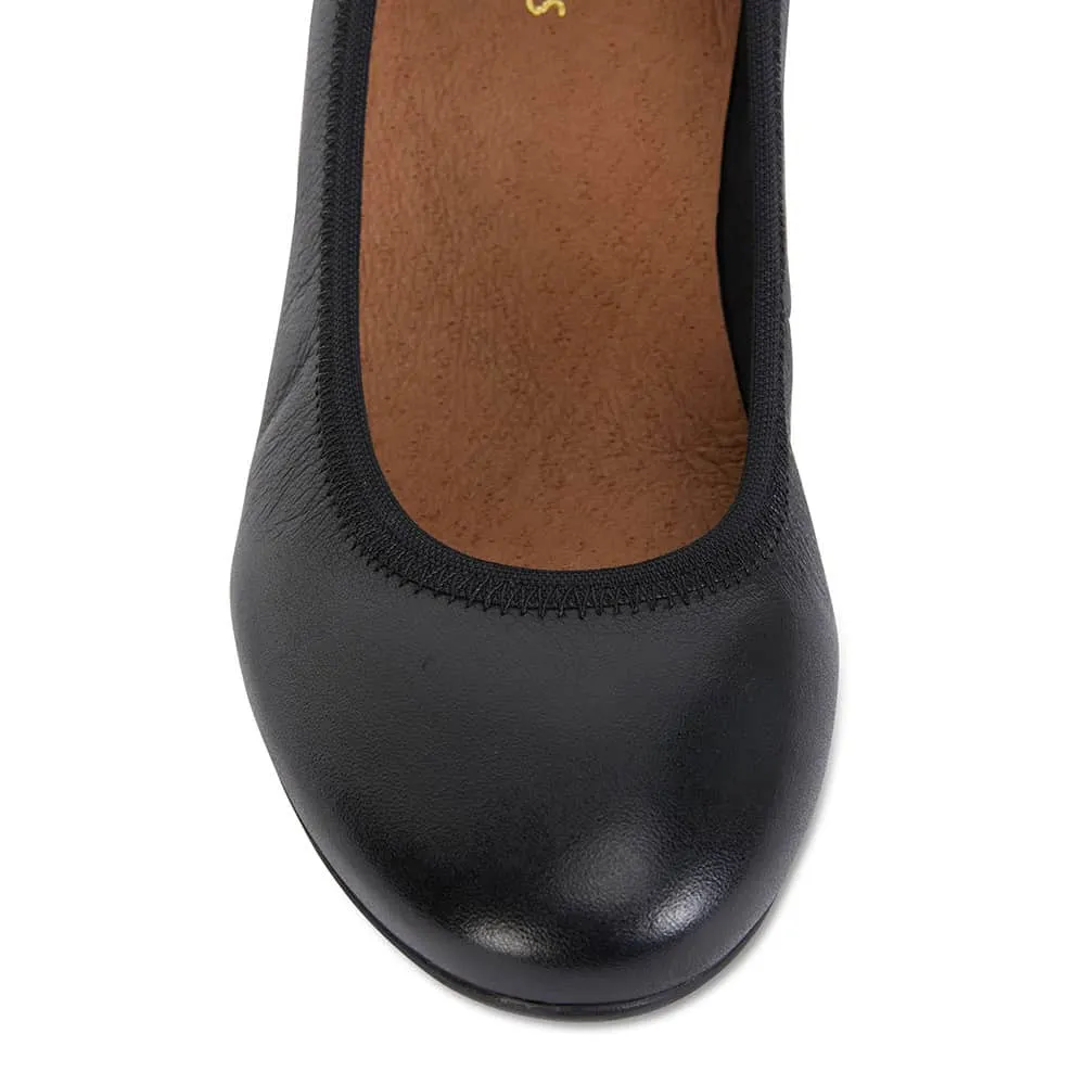 Norah Heel in Black Leather