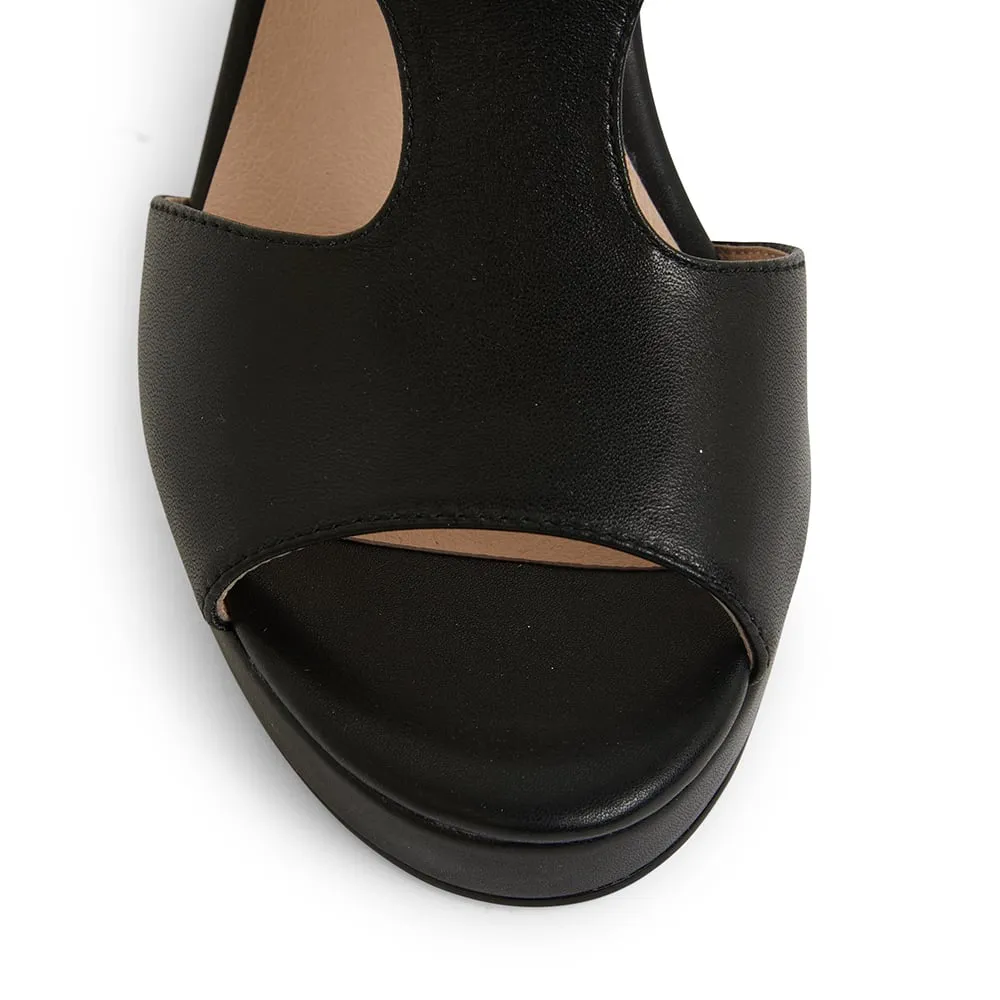 Piazza Heel in Black Leather