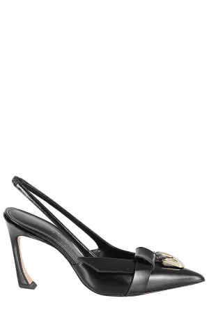 Pointed Design Pumps With Logoed Metal Buckle