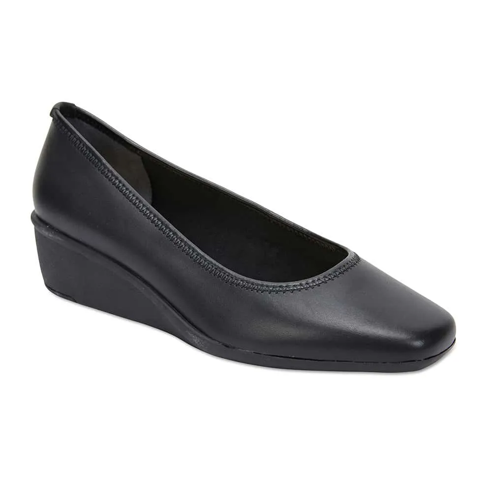 Prism Heel in Black Leather