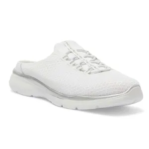 Quest Flat in White Knit
