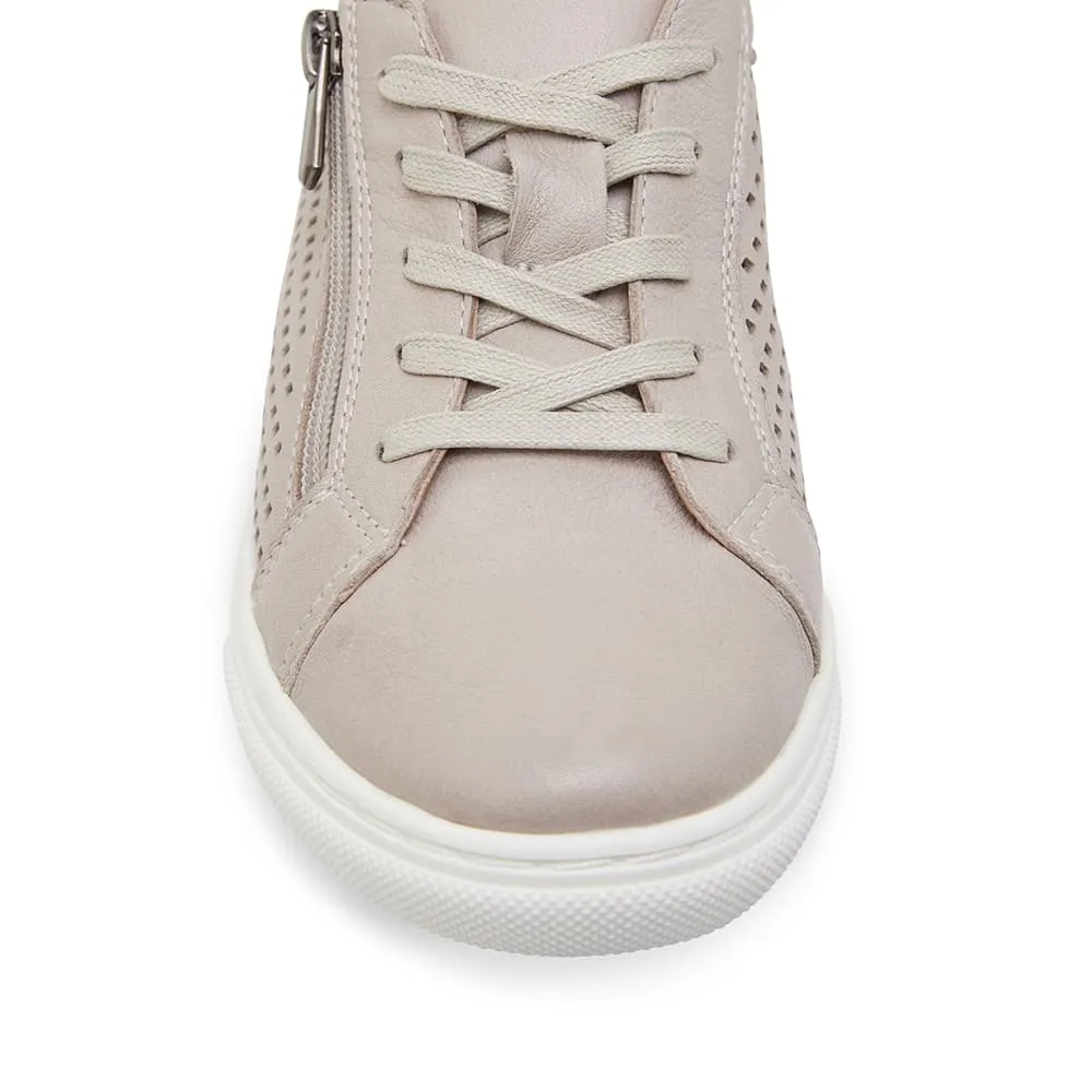 Rio Sneaker in Light Grey Leather