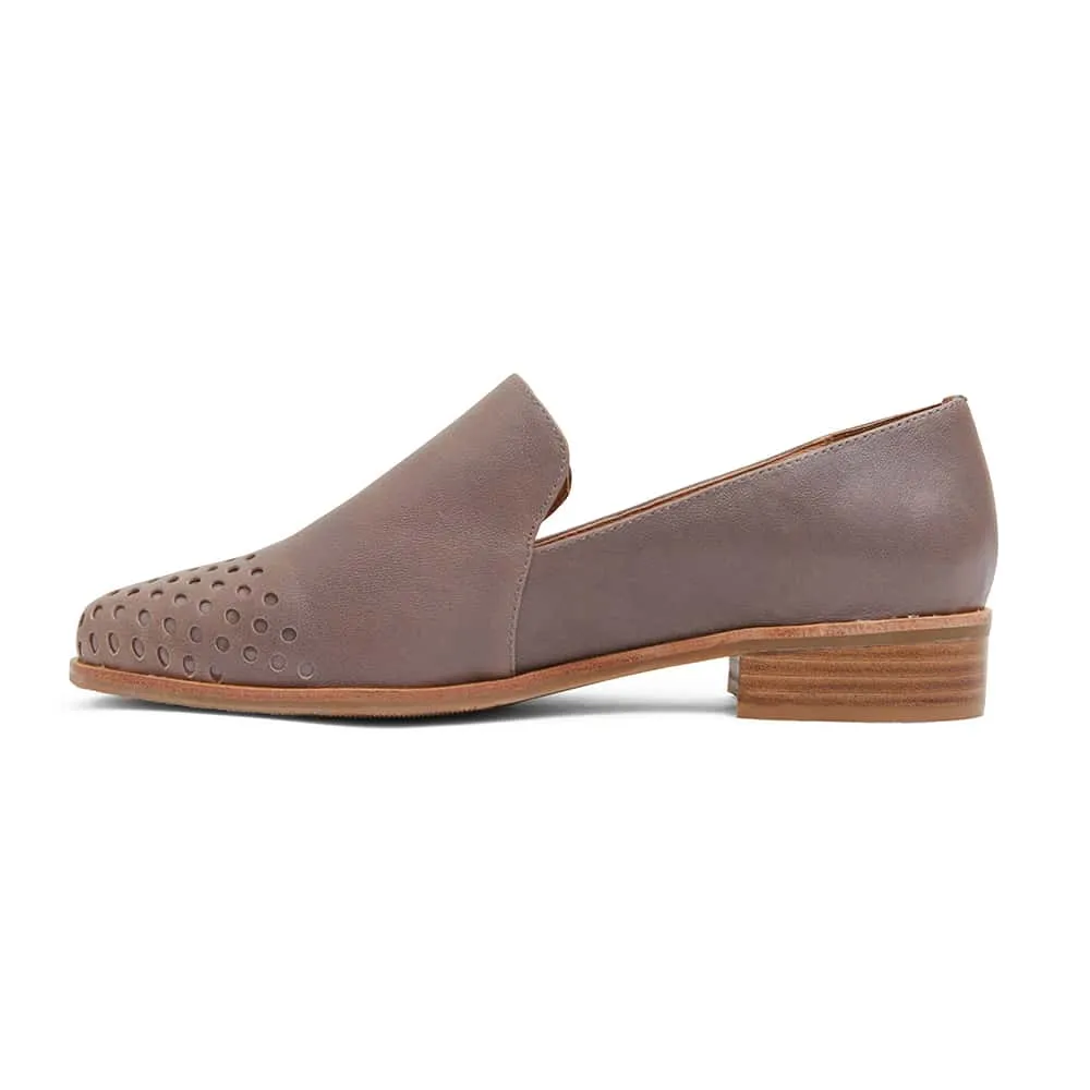 Shade Loafer in Taupe Leather
