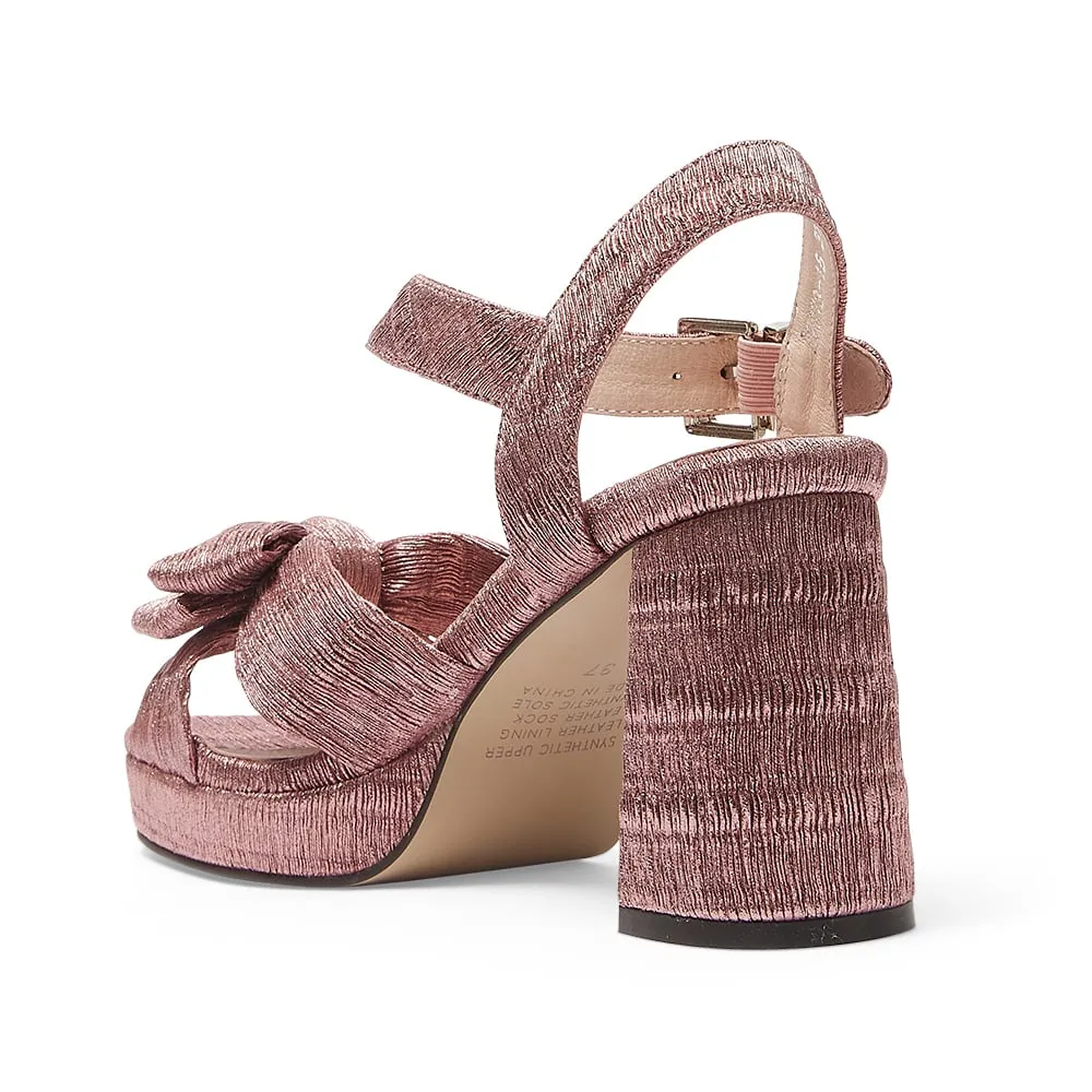 Sherbet Heel in Rose Pleat