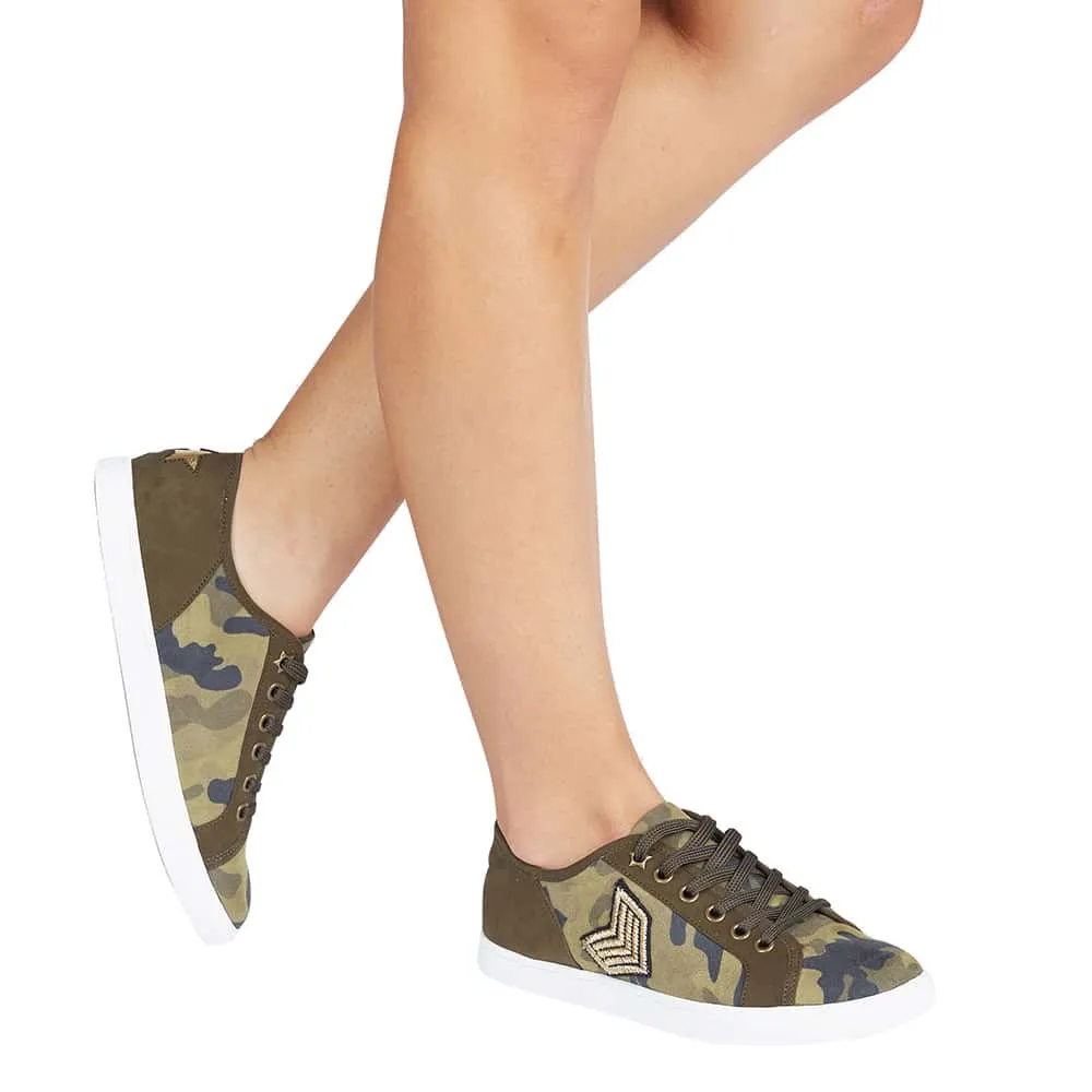 Street Sneaker in Camouflage