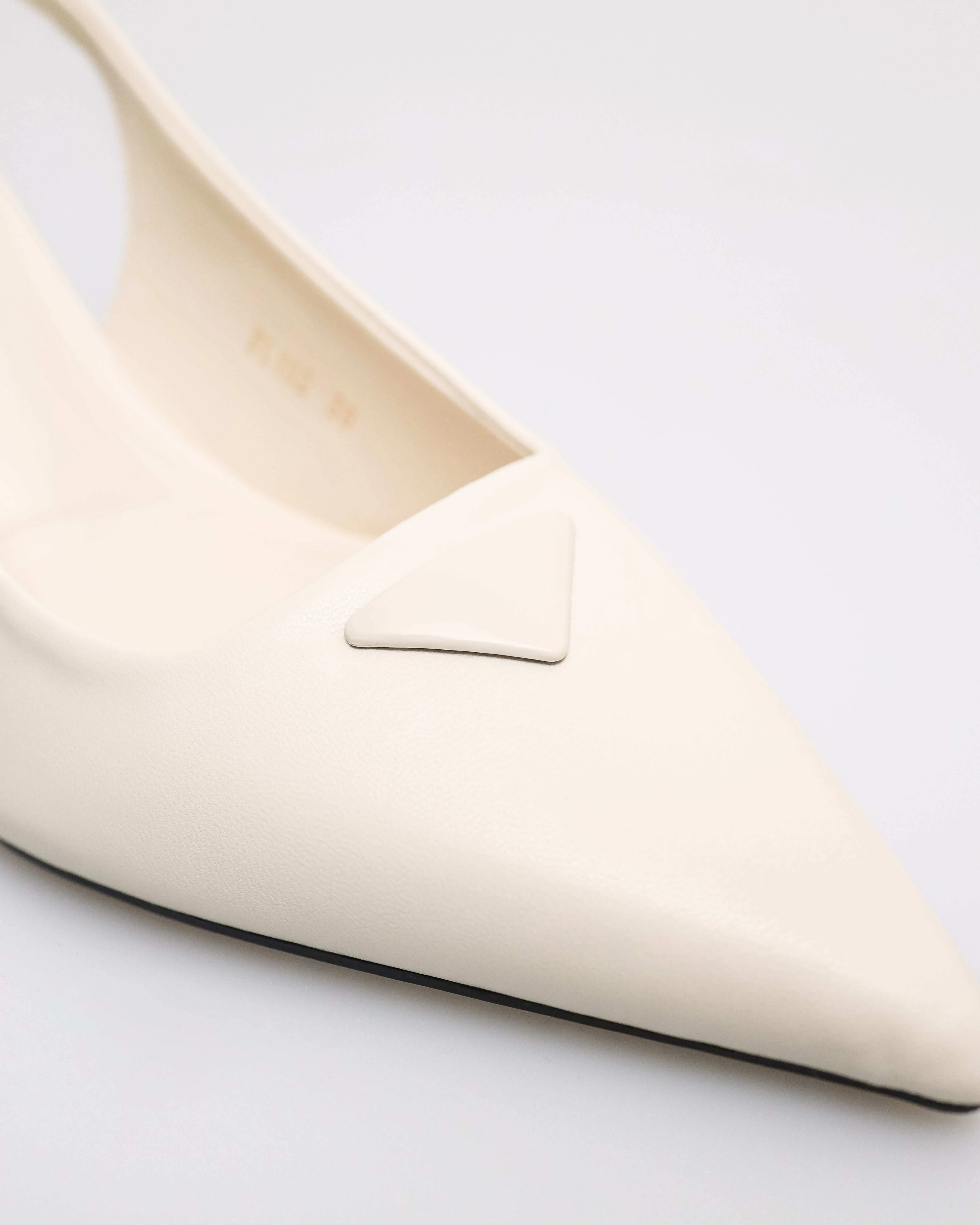 Tomaz FL102 Ladies Triad Pointy Heels