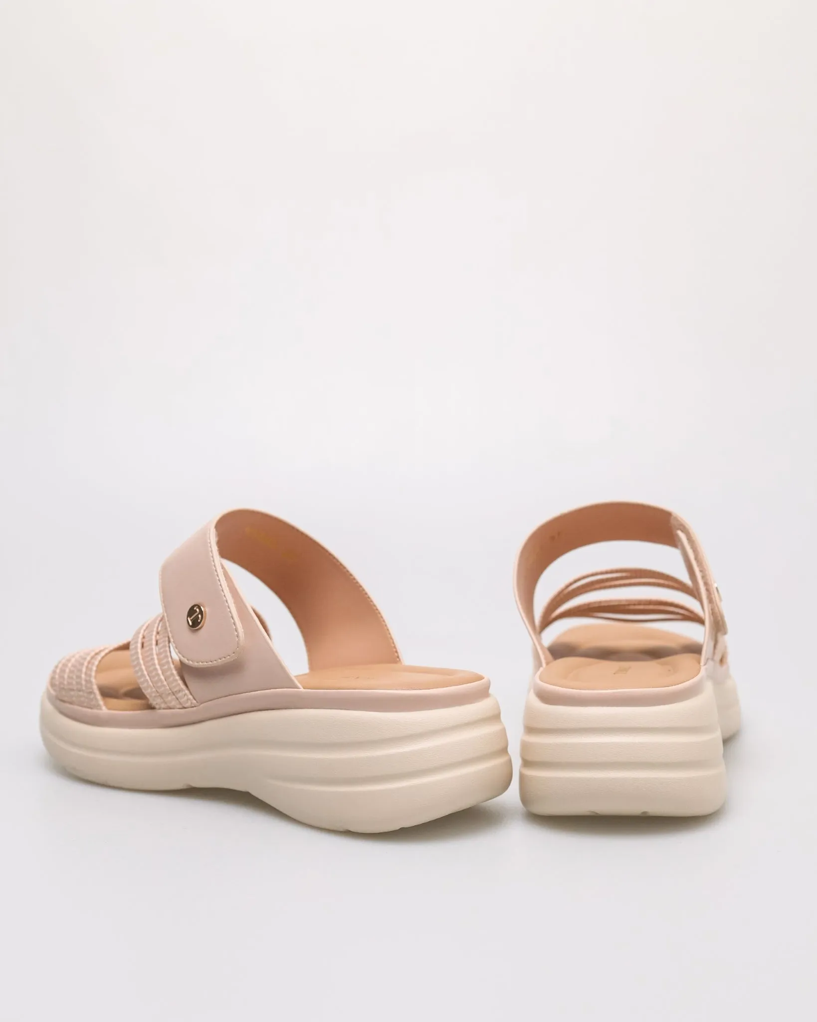 Tomaz NN503 Ladies Twisted Charm Sandals