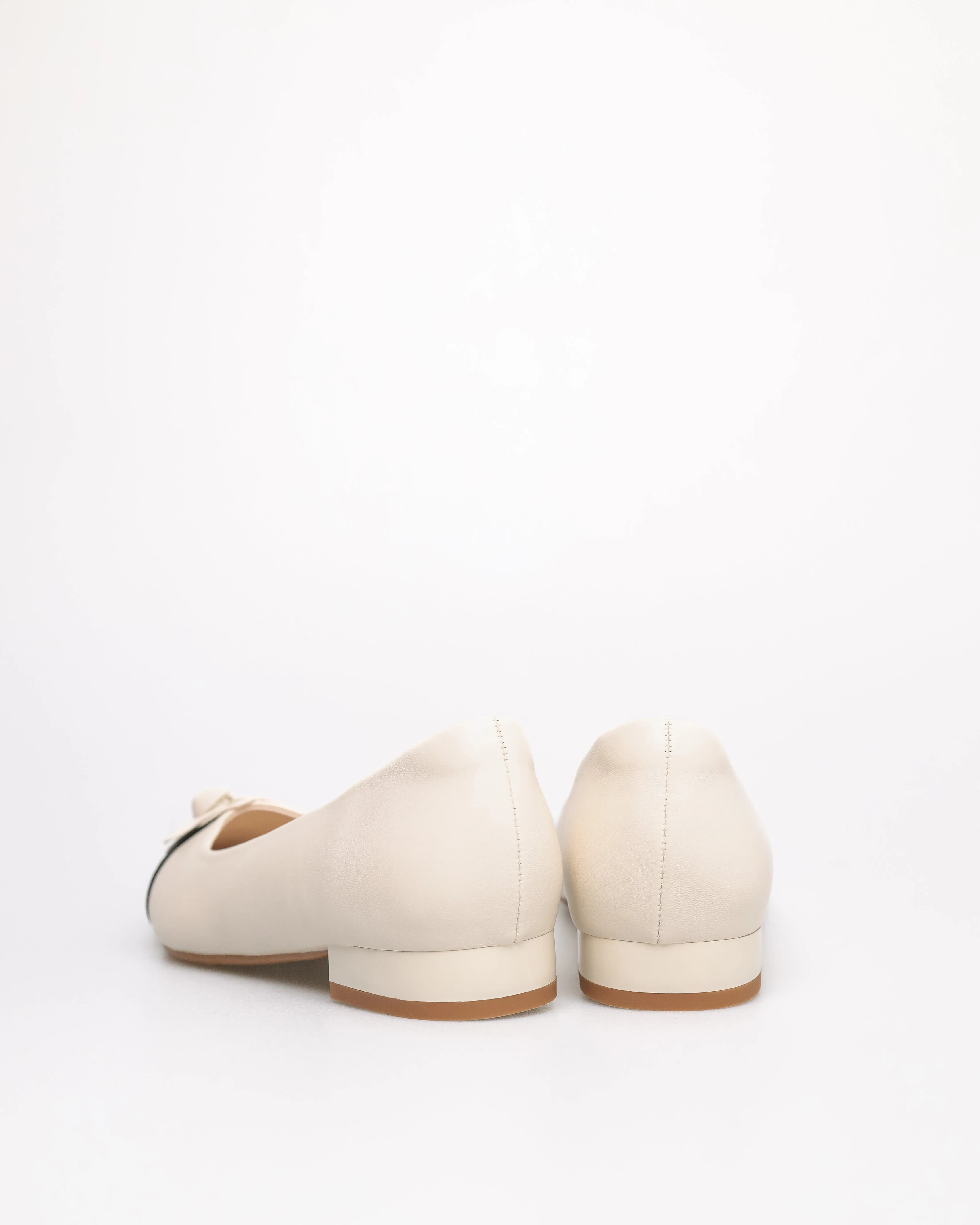 Tomaz YX183 Ladies Flower Bow Flats