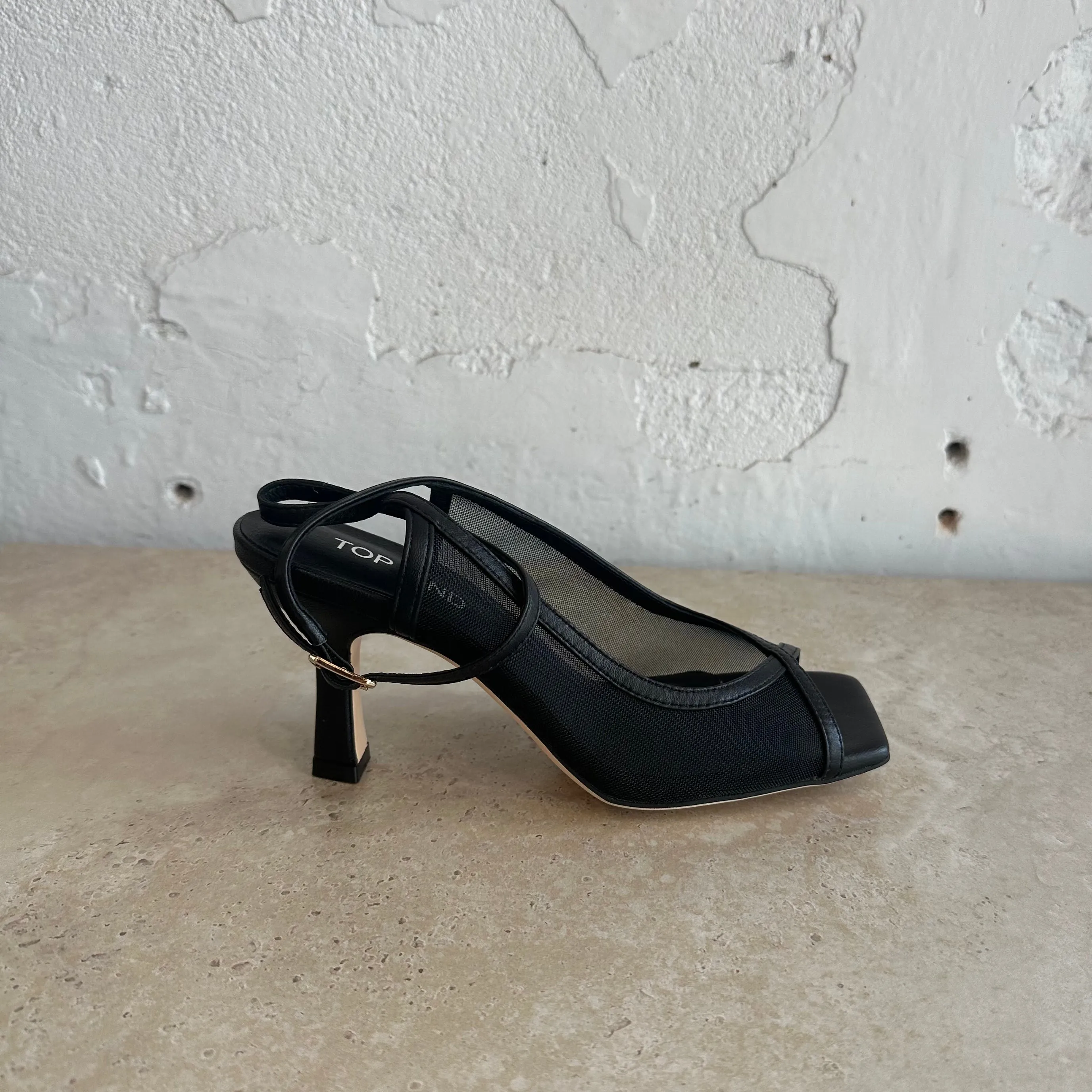 Top End Lopra Black