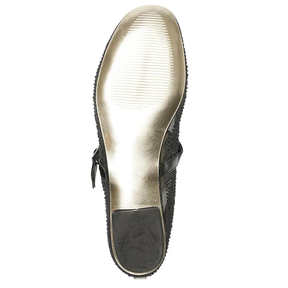 Topaz Flat in Black Patent