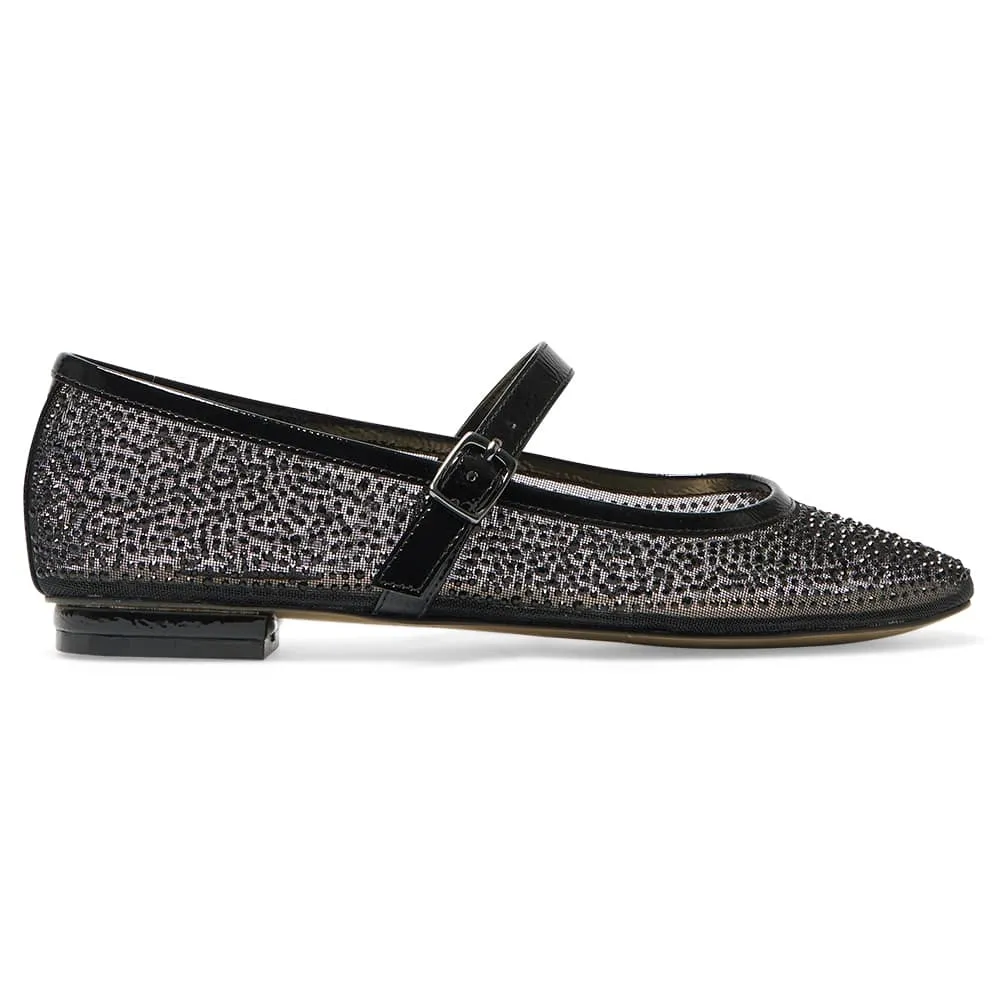 Topaz Flat in Black Patent