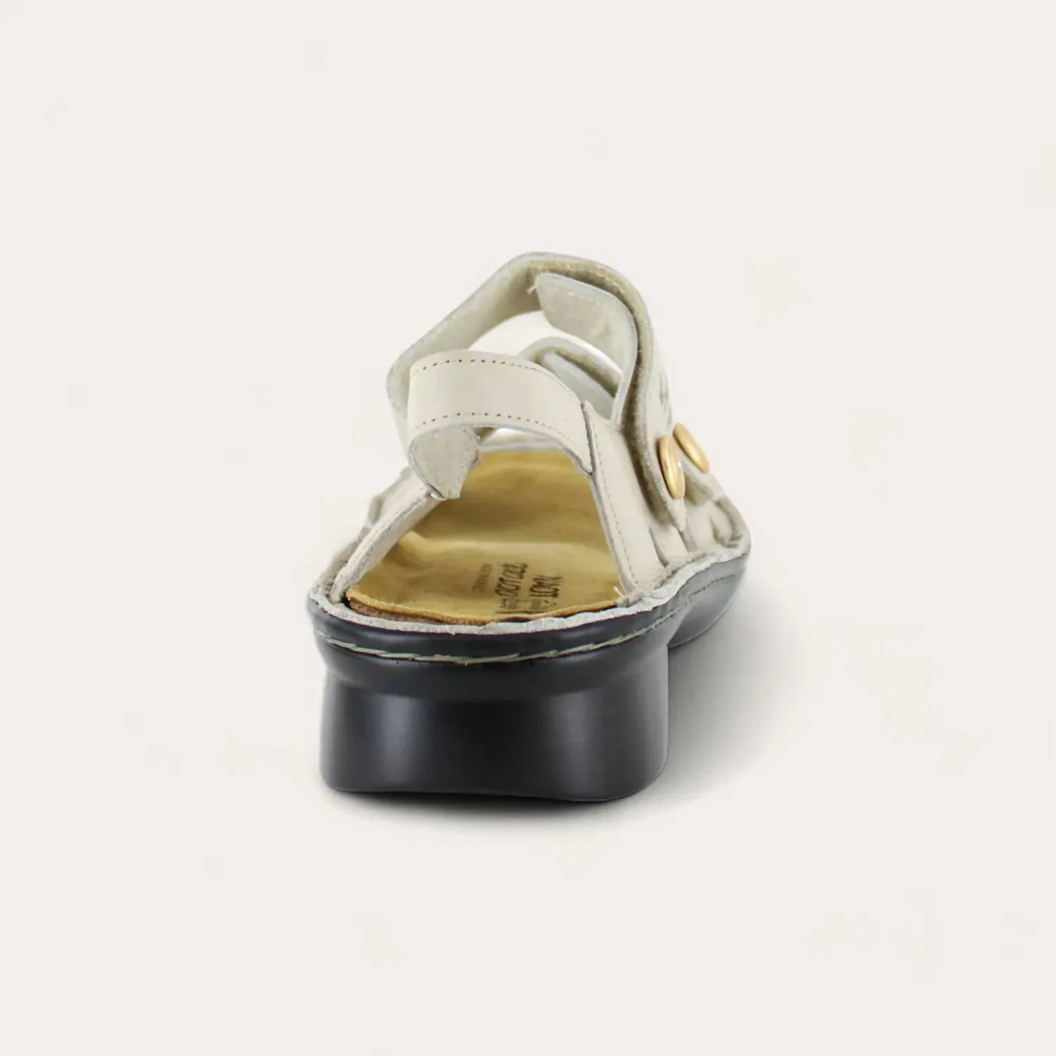 Women's Cadence Sandals In Soft Ivory
