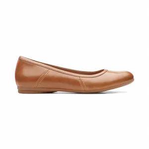 Women's Canebay Plain Ballet Flat In Dark Tan