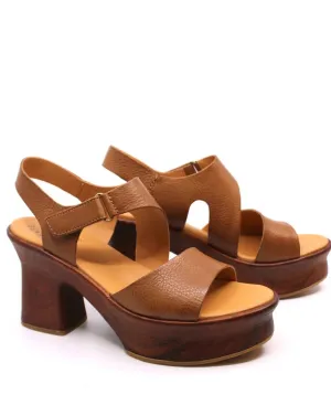 Women's Cantal Heels In Brown